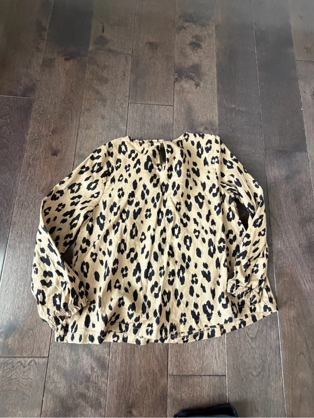 Toddler Girl Carter's Leopard Print Smocked Top with black leggings
